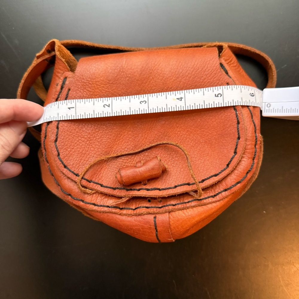 Handstiched Peruvian Brown Leather Crossbody Bag brand new - Picture 7 of 9